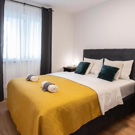 Design 2Bdr Apartment With Balcony- Free Parking Zagreb Extérieur photo